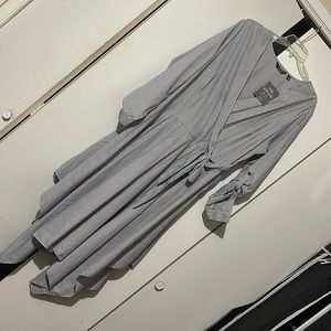 Cross striped dress 👗